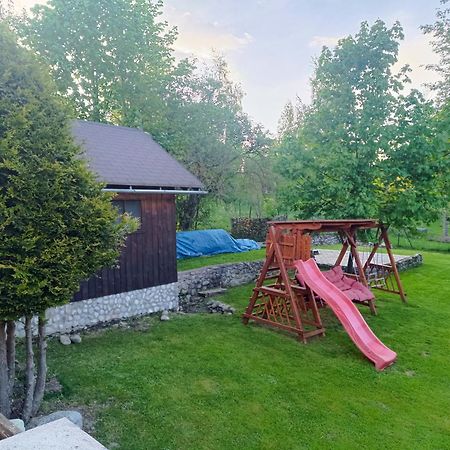 Liptovský Mikuláš Privat Majo酒店 外观 照片