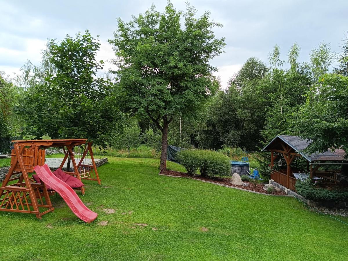Liptovský Mikuláš Privat Majo酒店 外观 照片